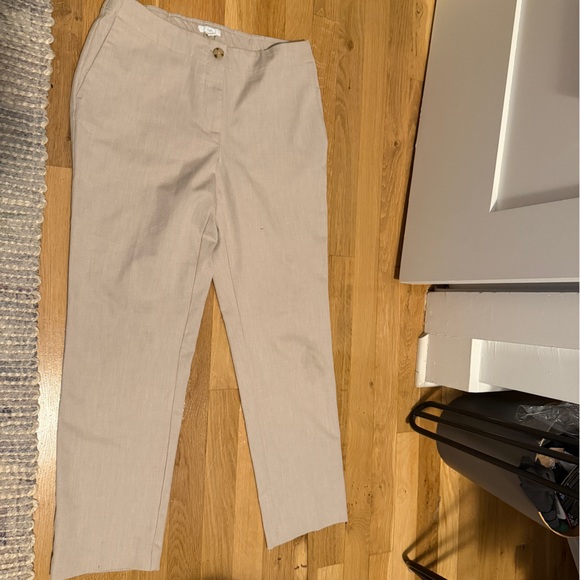 J. Jill Pants - Beige J. Jill Pants - size 6 Petite